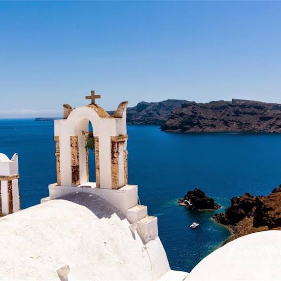 https://viajesdelcarmen.com/wp-content/uploads/santorini.jpeg